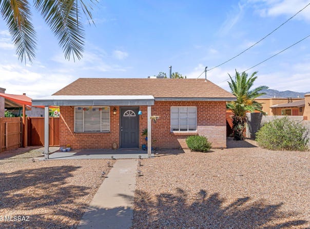 2819 E Edison Street, Tucson, AZ 85716