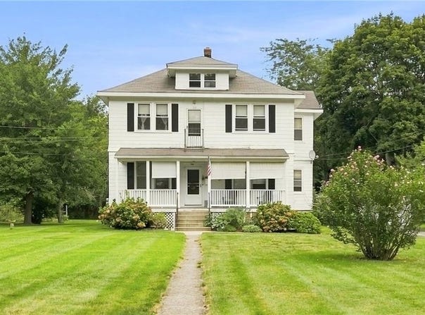 334 Middle Highway, Barrington, RI 02806