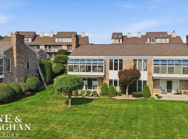1935 River Rd., Saint Clair, MI 48079