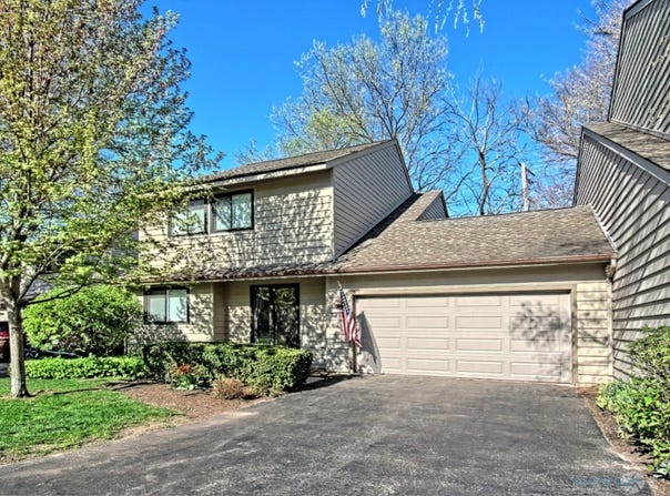 1596 Kirkwood Drive, Geneva, IL 60134