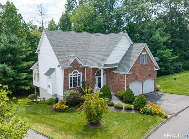 35 Sonoma Lane, Middletown, CT 06457