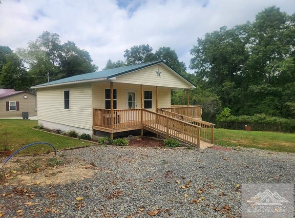 2137 Browning Lambert Mtn Rd, ROCK, WV 24747