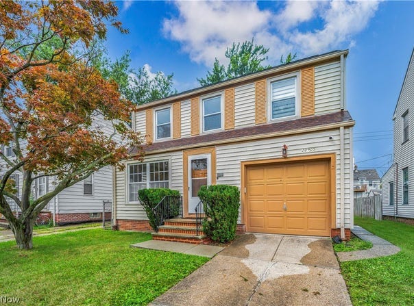 20905 Clare Avenue, Maple Heights, OH 44137