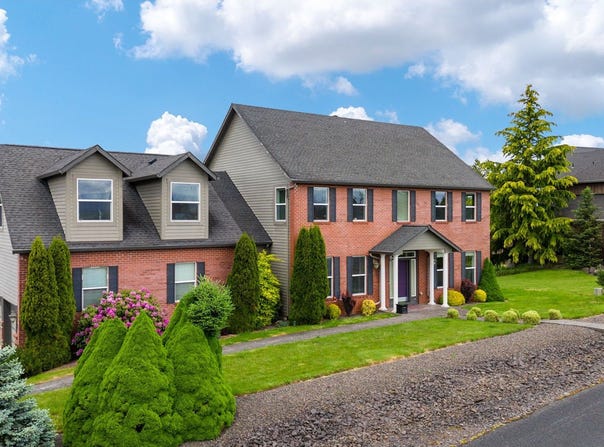 24 EMPIRE Dr, SilverLake, WA 98645