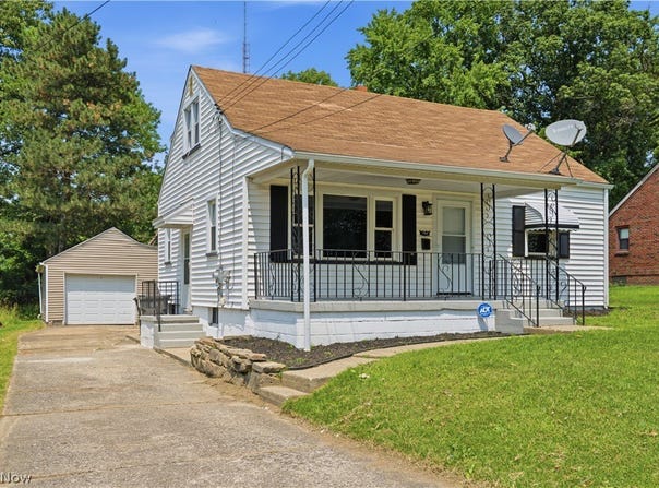 734 Pasadena Avenue, Youngstown, OH 44502