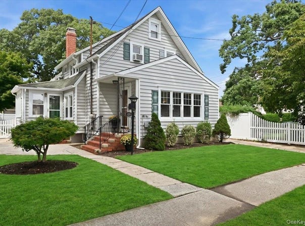 1090 Webber Avenue, South Hempstead, NY 11550