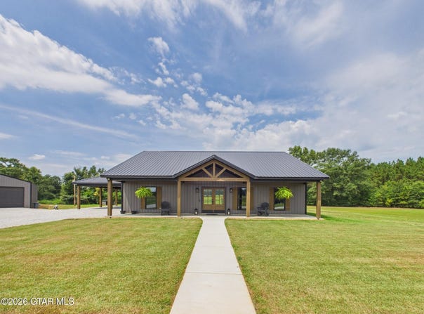 6805 Wolfe Road, Caledonia, MS 39740
