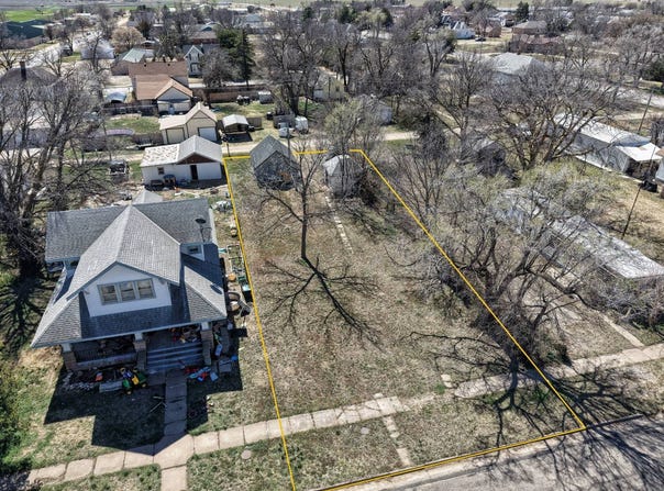 28th Street, Wilson, KS 67490