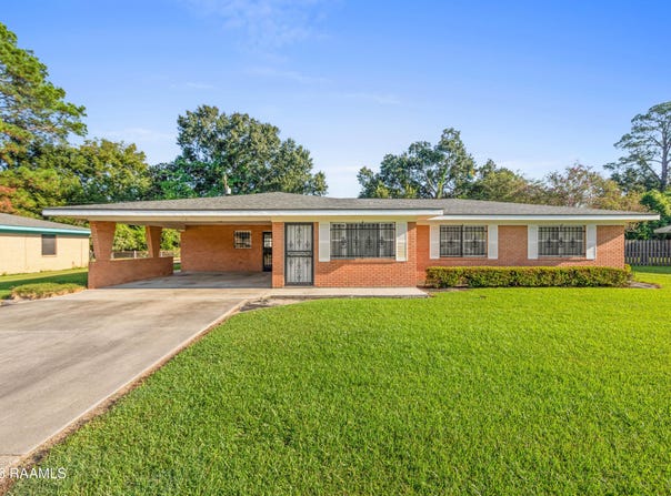 113 Wallace Drive, Lafayette, LA 70501