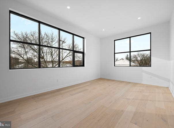 36 N NARBERTH Avenue, NARBERTH, PA 19072