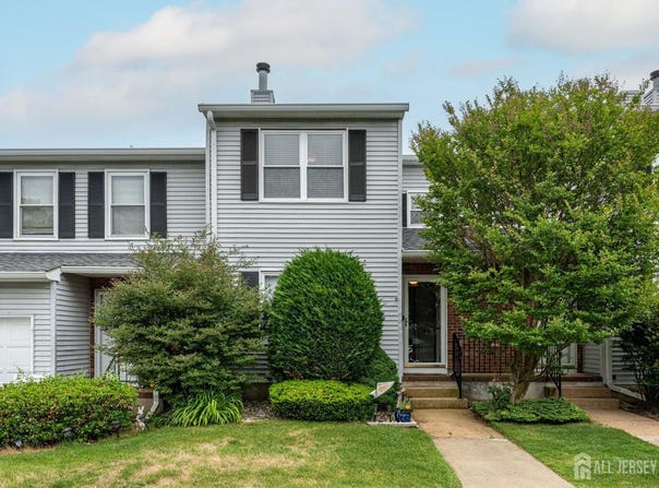 97 brookview Circle, Jamesburg, NJ 08831