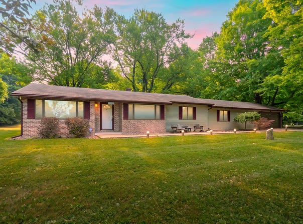 12876 Helmer Road S, Battle Creek, MI 49015