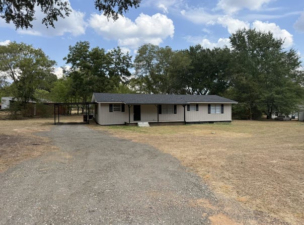 582 MAIN STREET, Gilmer, TX 75645