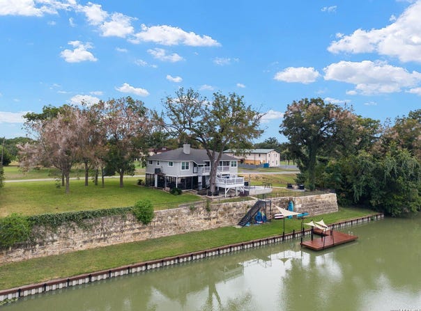 34 river oak, Seguin, TX 78155