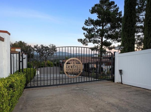2763 W VICTORIA DR, Alpine, CA 91901