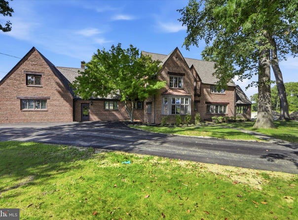 949 E SWEDESFORD Road, EXTON, PA 19341