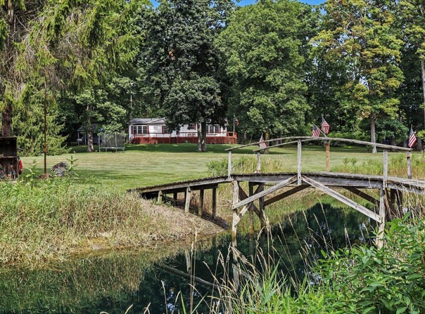 18576 T Drive S, Tekonsha, MI 49092