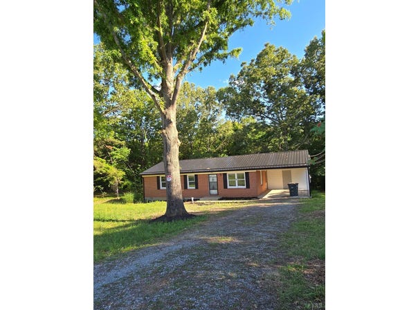 307 Hunter Road, Brookneal, VA 24528
