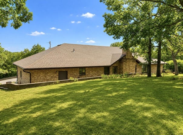 24762 King Arthur Drive, Hermitage, MO 65668