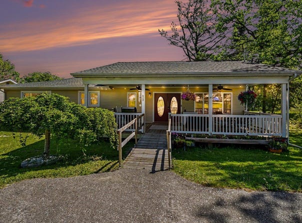 600 Second Avenue, Hale, MI 48739