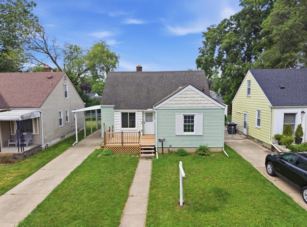 15943 Kinloch Street, Redford, MI 48239