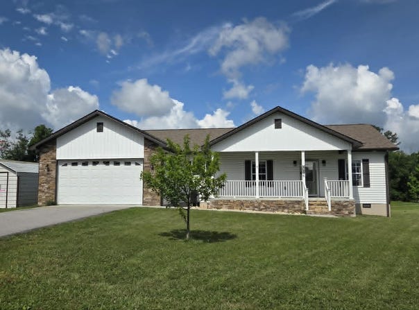 106 Maca Ridge Circle, Clarkrange, TN 38553