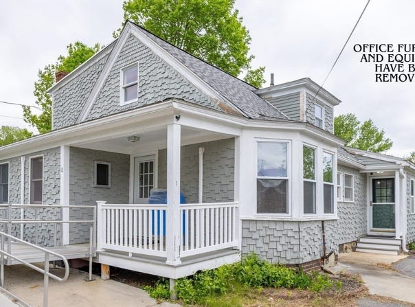 18 Main St, Templeton, MA 01468