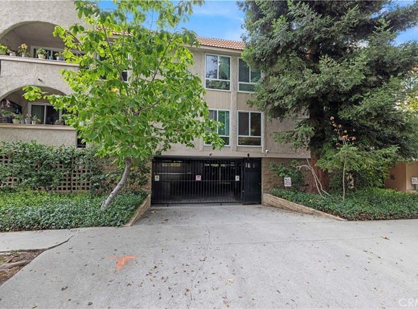 14539 Benefit, Sherman Oaks, CA 91403