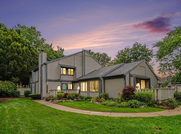 4802 Foxfire Trail, Portage, MI 49024