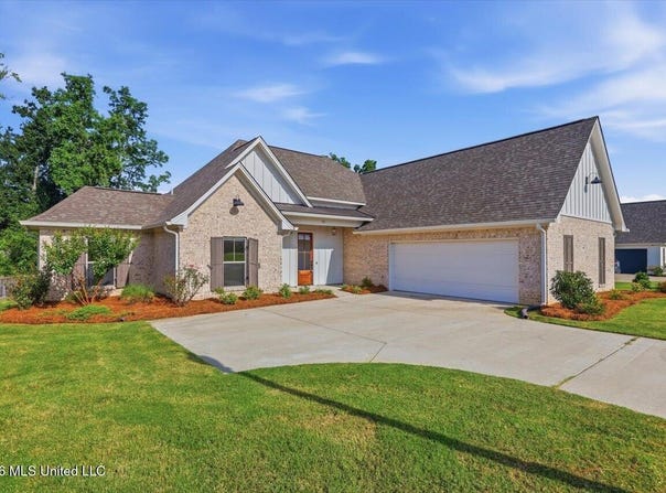 103 Ashby Ridge Drive, Canton, MS 39046
