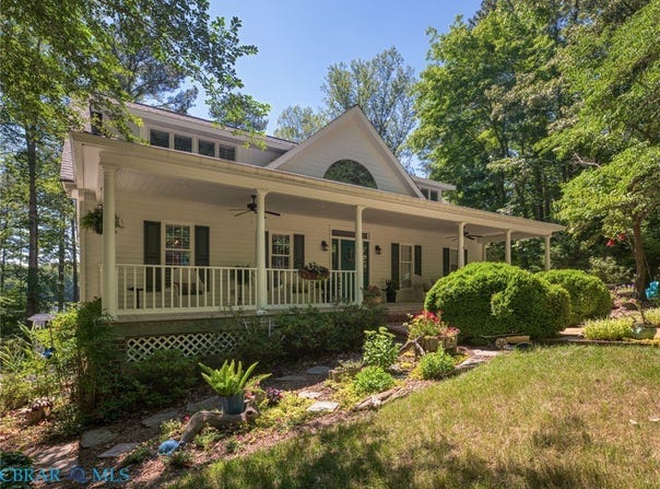 11688 River Crest Drive, Gloucester, VA 23061
