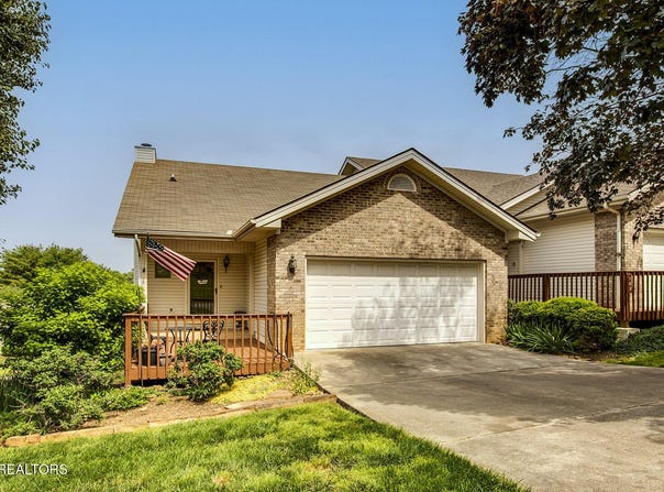 101 Poteau Trace, Loudon, TN 37774