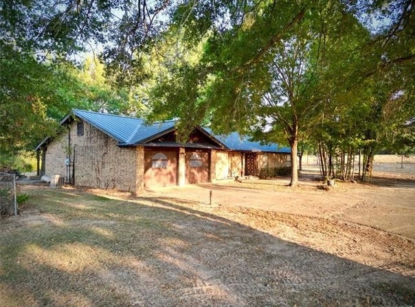 798 W Jefferson Highway W, Tushka, OK 74525