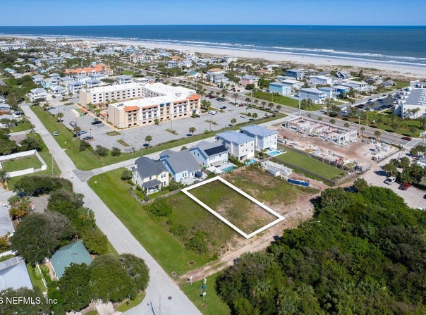 126 4TH Street, St. Augustine, FL 32080