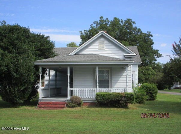 22 Orchard Street, Sunbury, NC 27979