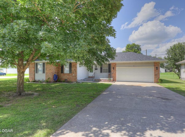406 W 14th Street, Lamar, MO 64759