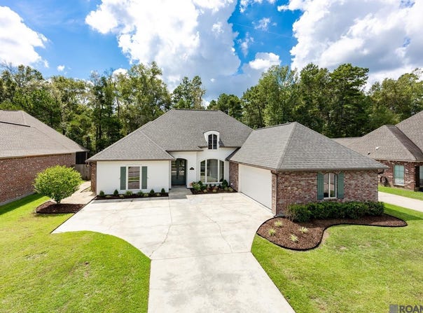 13348 Williamsburg Ave, Walker, LA 70785