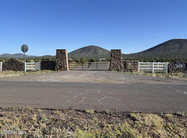7775 TULIP Trail, Williams, AZ 86046
