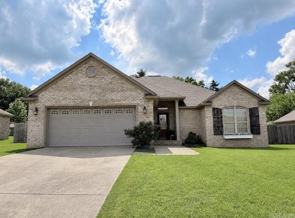 63 Rebecca Lane, Searcy, AR 72143