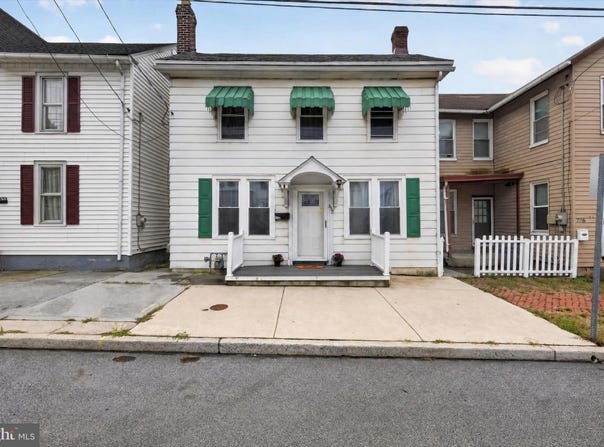 232 E MAIN Street, MIDDLETOWN, PA 17057