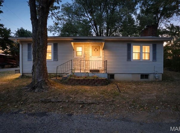 5935 Maple Street, Park Hills, MO 63601