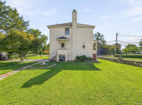 176 Broadway, Verplanck, NY 10596