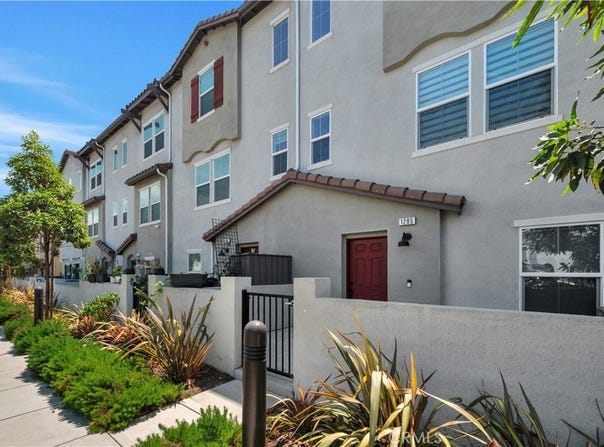 1285 Bonnet, Torrance, CA 90502
