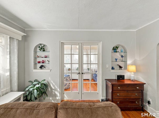 32 Gerard Street, Manchester, CT 06040