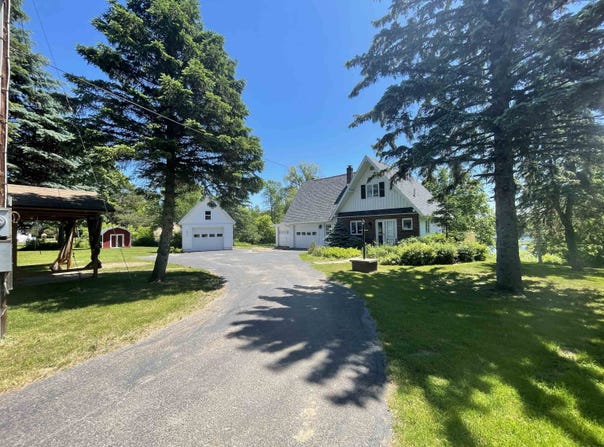642 County Route 42, Massena, NY 13662
