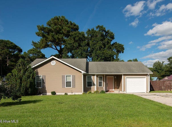 2624 Brookfield Drive, Midway Park, NC 28544