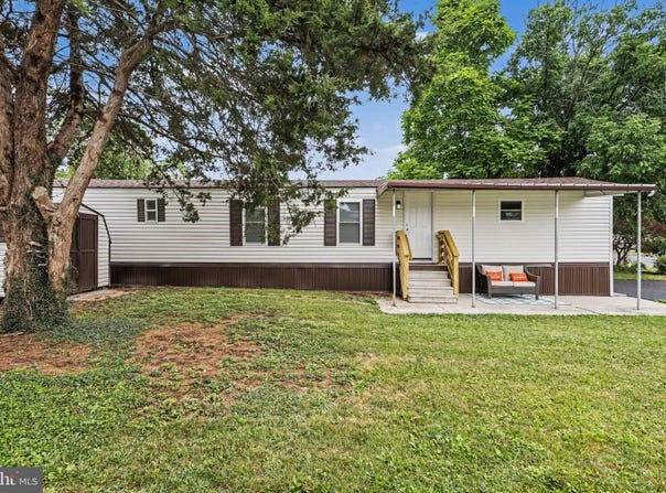 26 DAVIS Avenue, GETTYSBURG, PA 17325