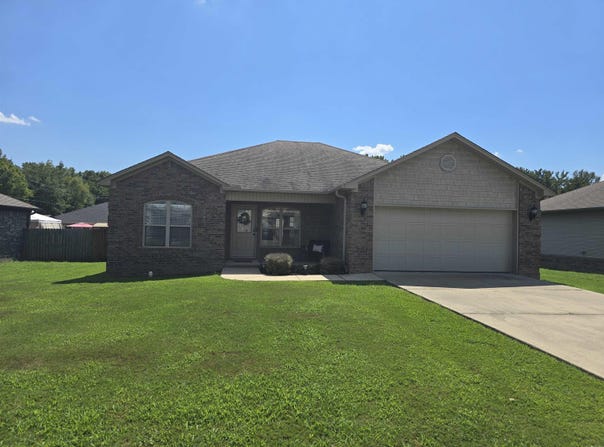 62 Grand Stand Drive, Austin, AR 72007