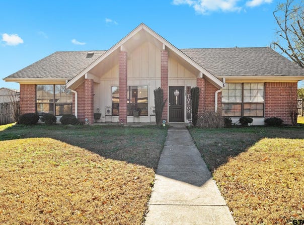 508 Brookwood, Mt Pleasant, TX 75455