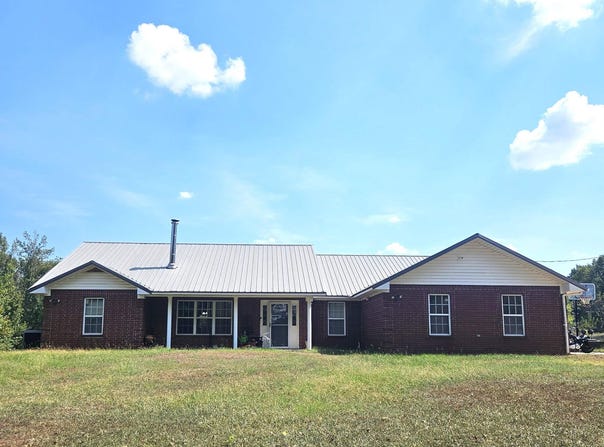 157 & 161 Oak Hill Road, Nashville, AR 71852